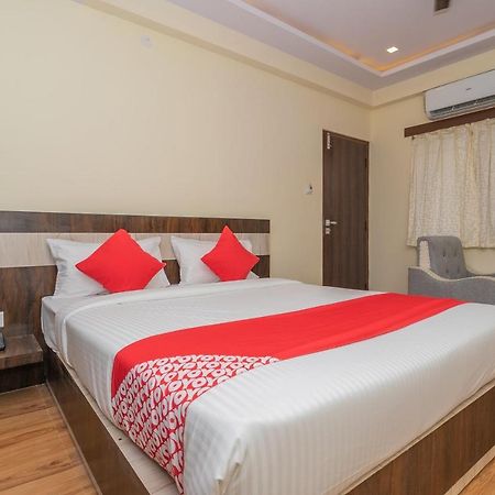 Oyo 36197 Royal Wood Hotel Bangalore Exterior photo